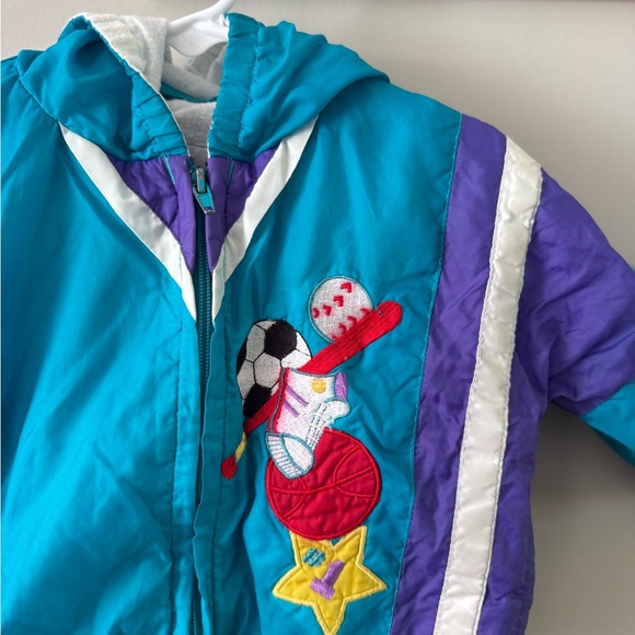 Colorful Vintage Sports themed windbreaker - Picture 3 of 5